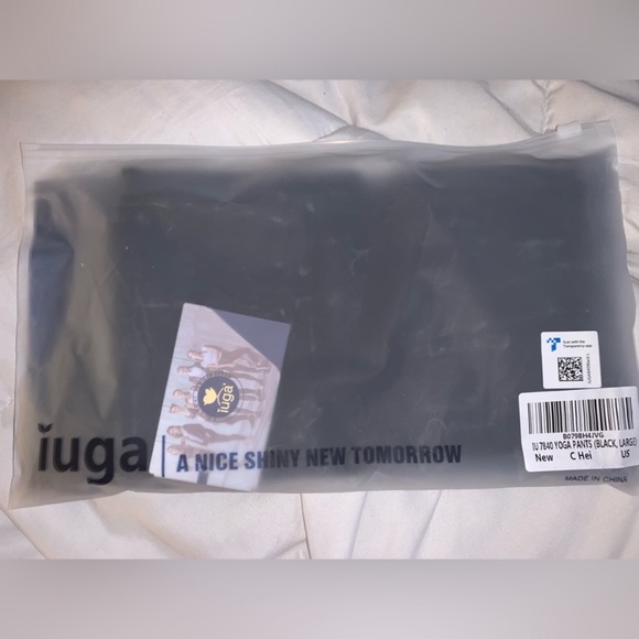 NWT IUGA amazon black full length leggings WITH POCKETS - Picture 3 of 3